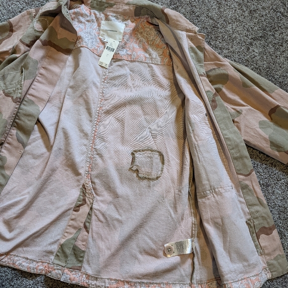 Anthropologie Camo Jacket Size L - Picture 5 of 7